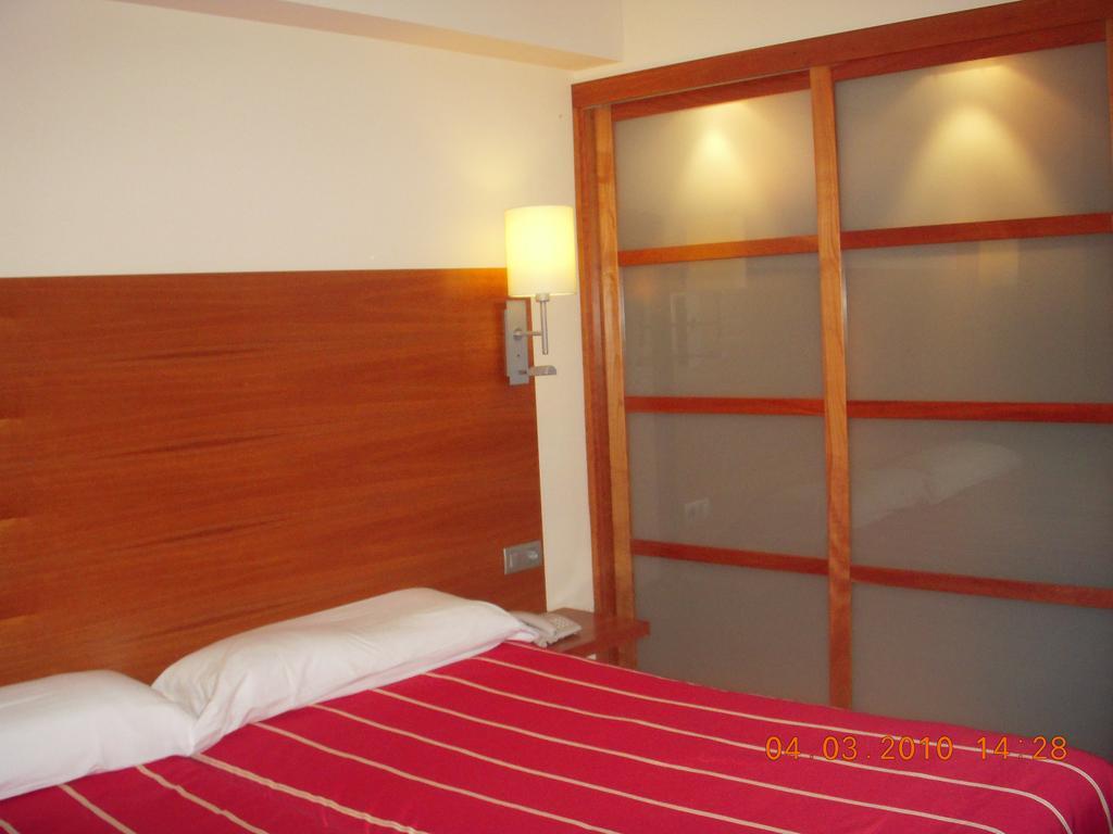 Apartamentos Astuy Isla Exterior photo